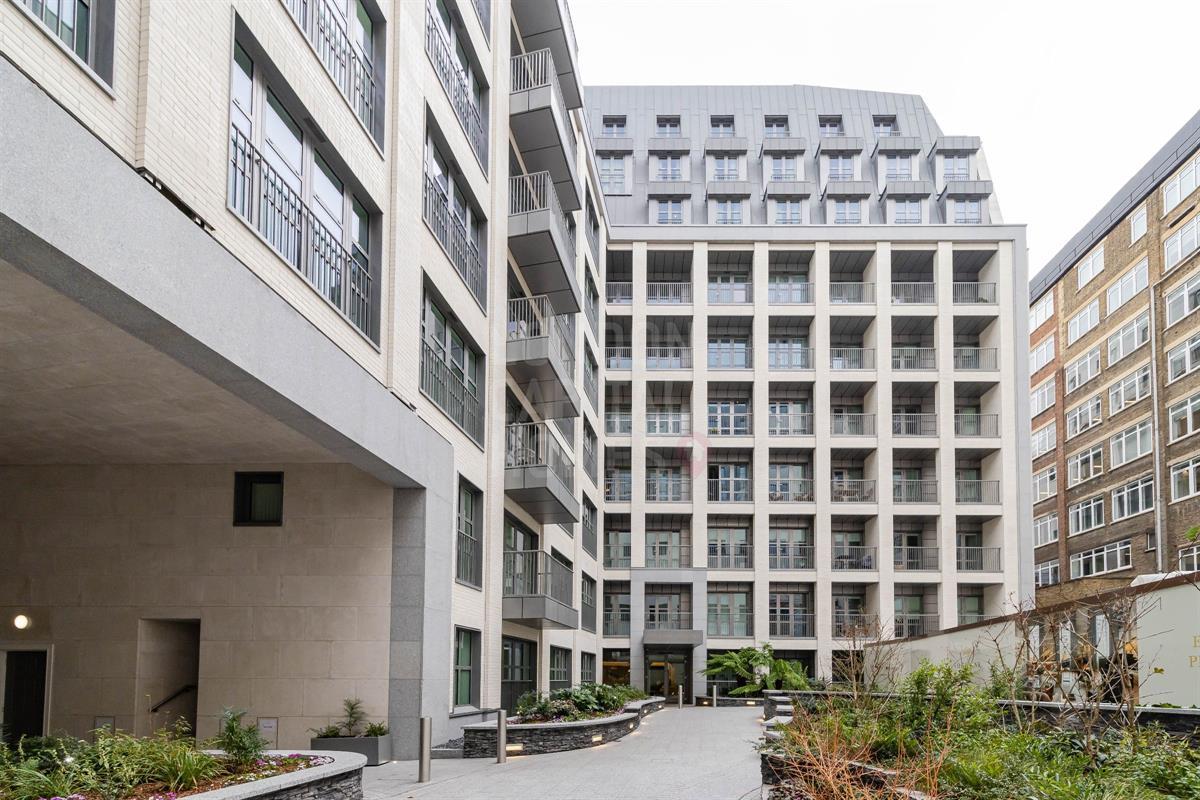 9 Millbank, London